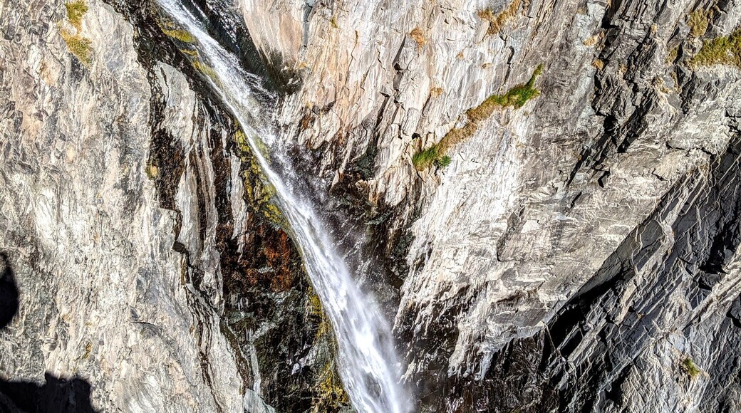 Driving along the Million Dollar Highway coming out of Ouray...
#Adventure #Waterfall #Ouray #Colorado #MyBackyard