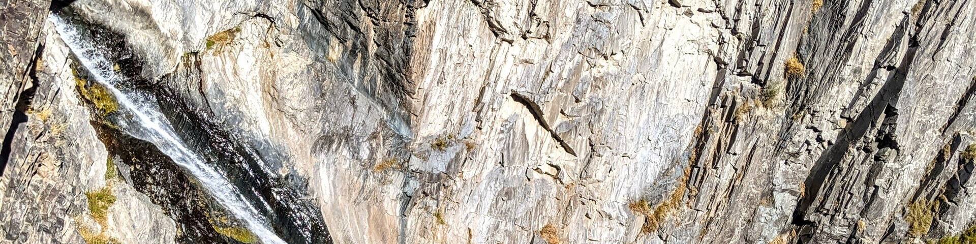 Driving along the Million Dollar Highway coming out of Ouray...
#Adventure #Waterfall #Ouray #Colorado #MyBackyard