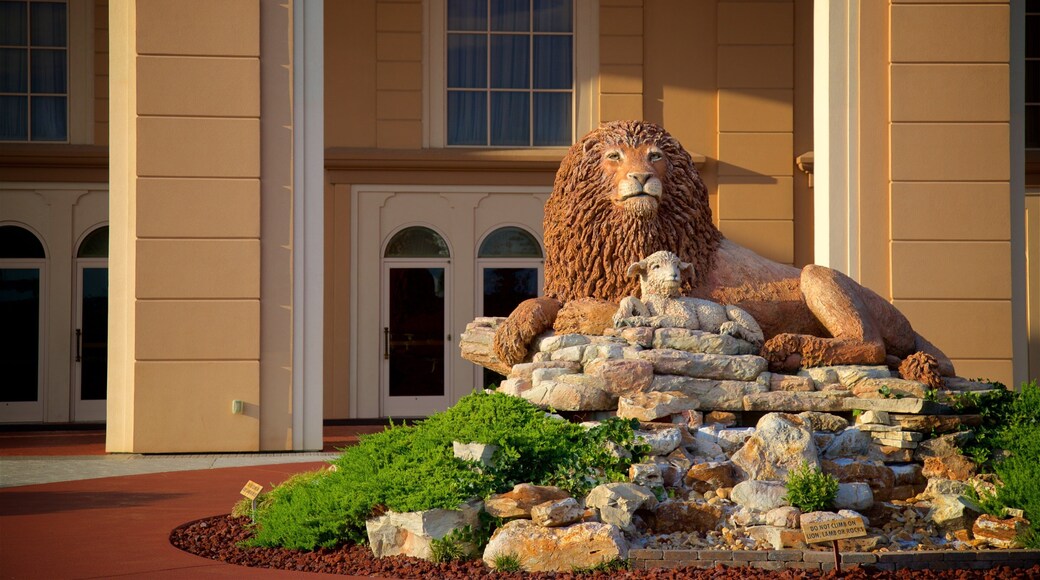 Sight and Sound Theatre og byder på udendørs kunst