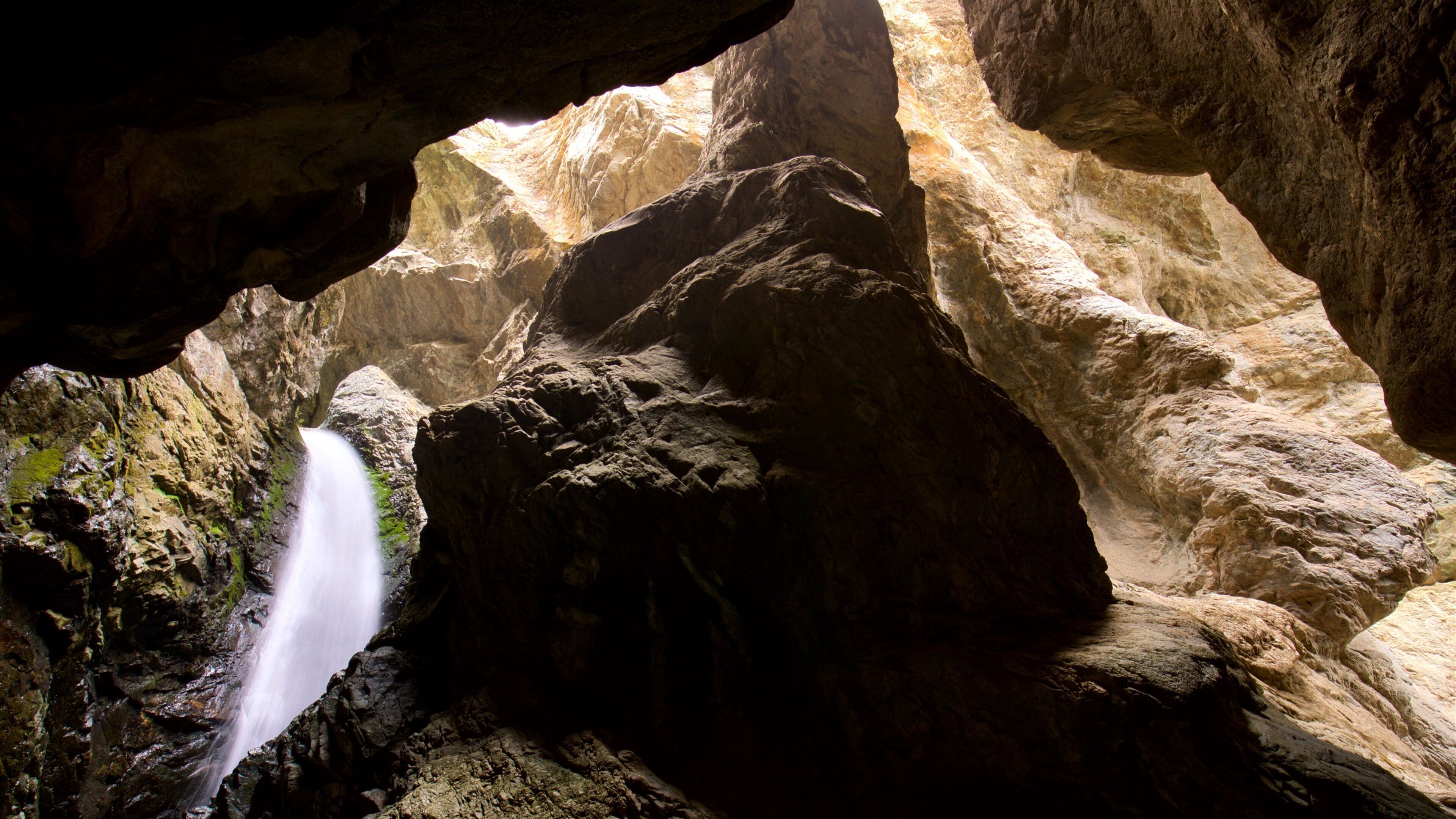 Zapata Falls featuring a gorge or canyon