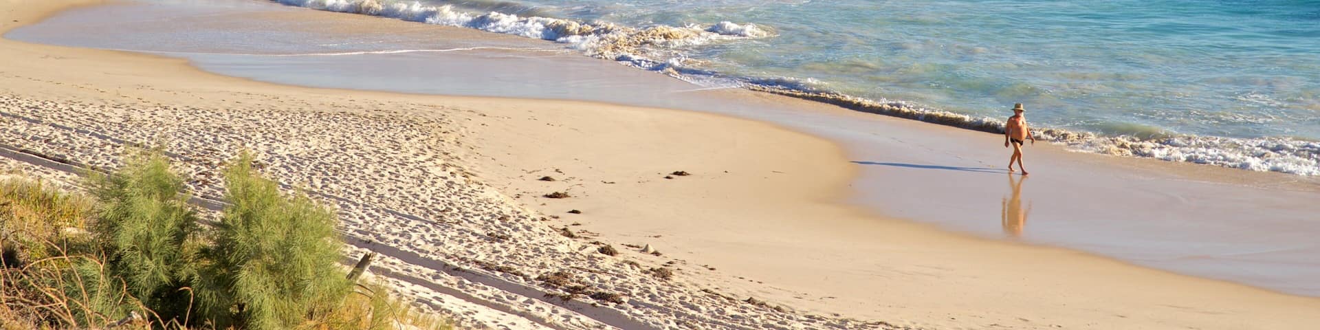 City Beach which includes a beach and general coastal views