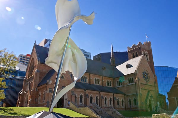 St. George\'s Cathedral featuring a church or cathedral and heritage architecture