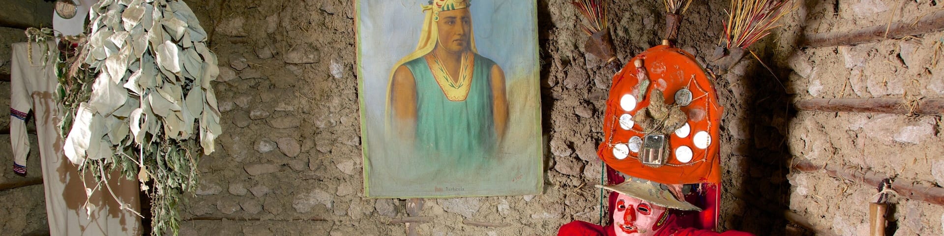 Intinan Solar Museum featuring indigenous culture and interior views