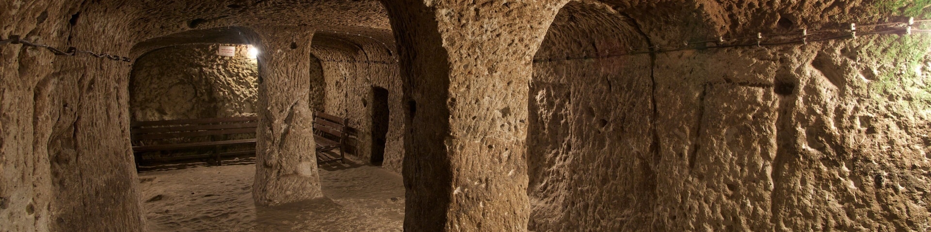 Derinkuyu Underground City mettant en vedette patrimoine architectural