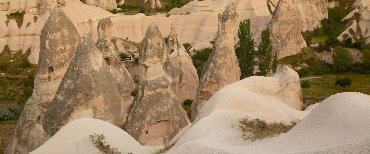 Valle de las palomas ofreciendo montañas