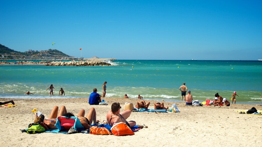 Borely Beach showing general coastal views, swimming and a sandy beach
