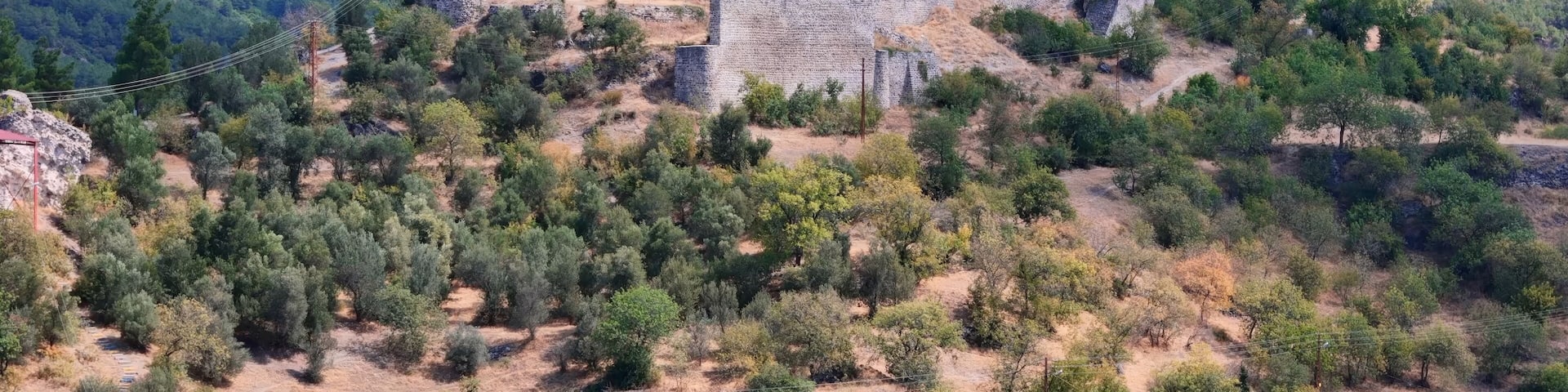 Niksar Castle, locally known as Niksar Kalesi, lies in the city of the same name, in the province of Tokat in Turkey.