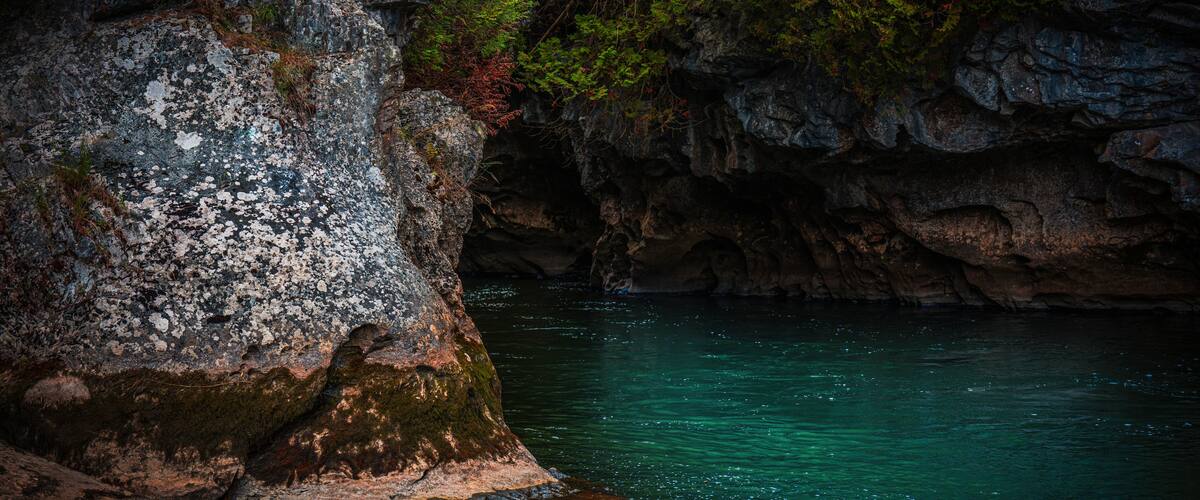 Otter Creek Gorge glacial boulder tunnel in Ripton, Vermont, USA