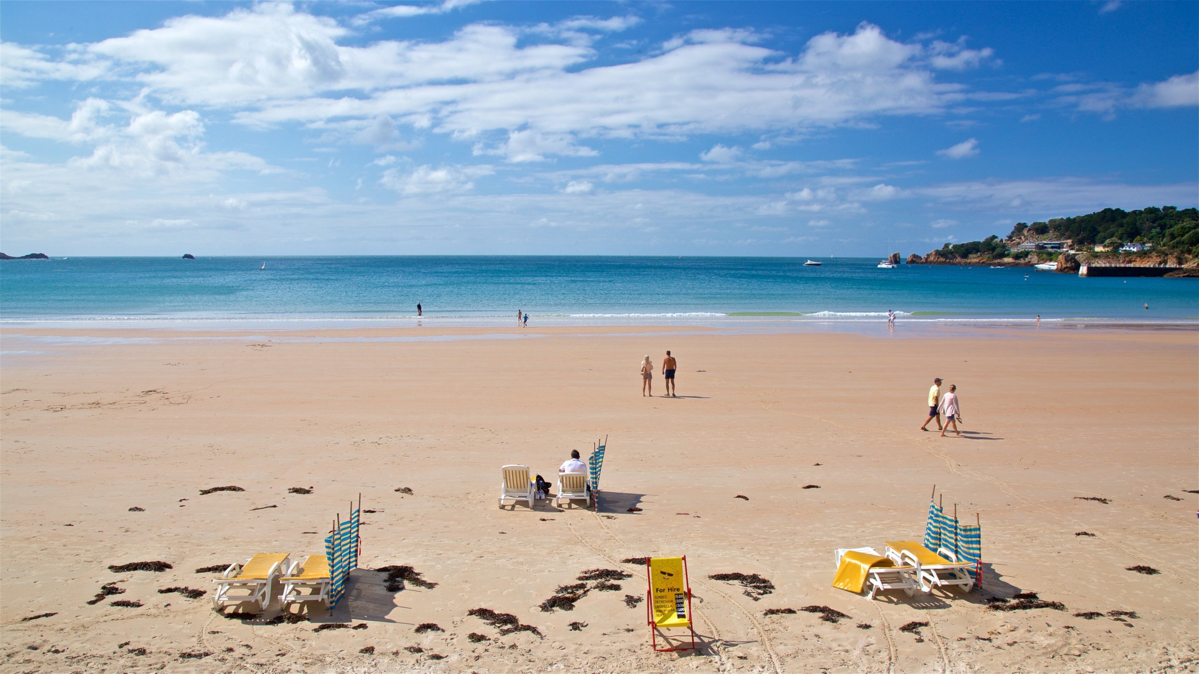 St Brelade\'s Bay Beach showing general coastal views, landscape views and a sandy beach