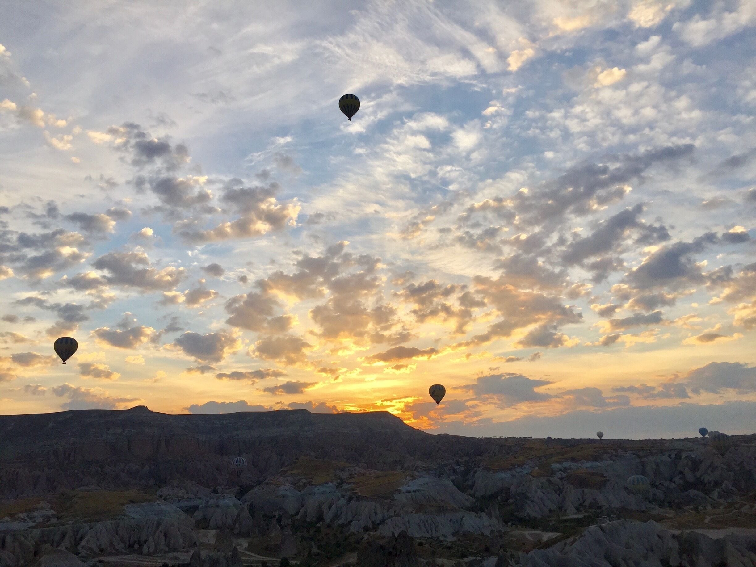 What an amazing sunrise! You cant imagine how lucky we felt to get such a perfect morning. 