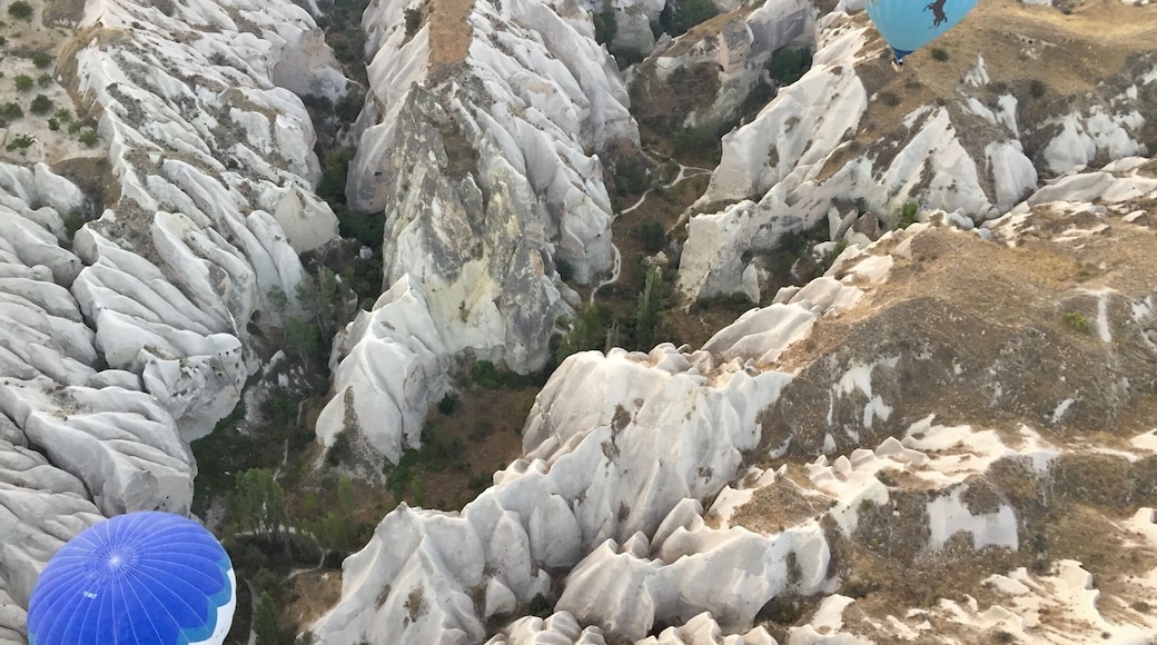 The morning just got more amazing! It’s awing that such beautiful but astir terrain was and is still home to so many people!