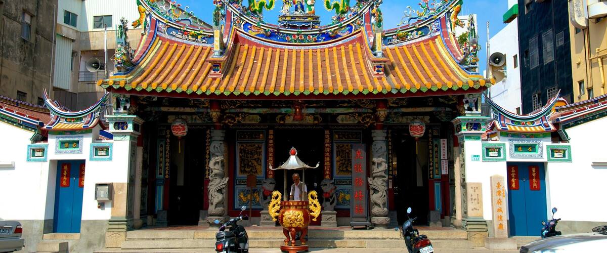 Tainan qui includes temple ou lieu de culte