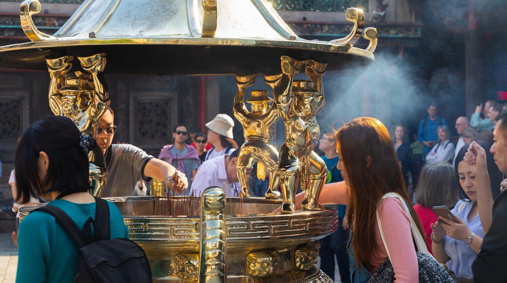 Lugang Longshan Temple