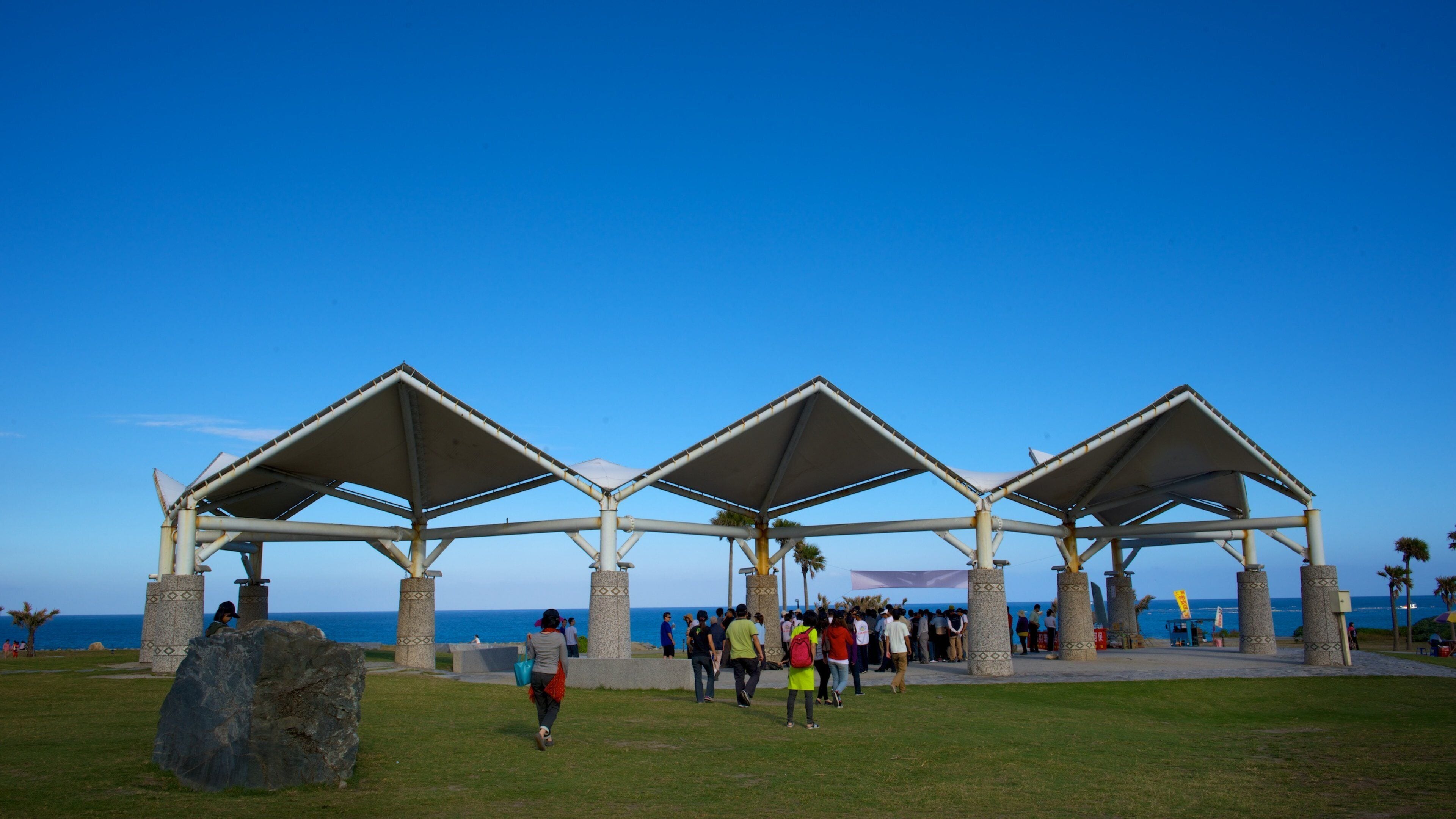 Chishingtan Beach showing views and a garden