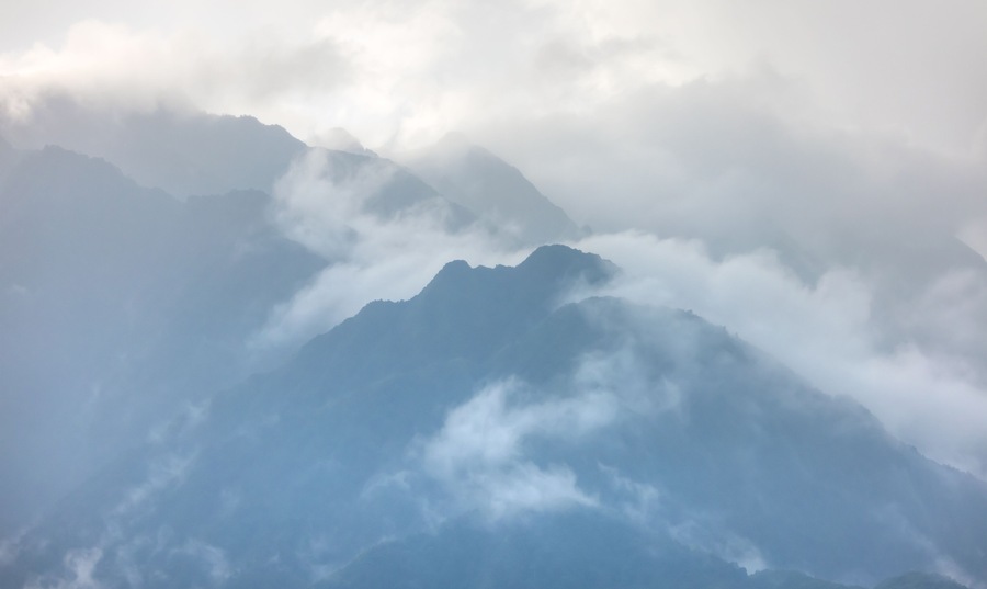 Mountain scenery of Sapa, Sapa is an incredibly picturesque town that lies in the Hoang Lien Son mountain range - Northwest Vietnam.
