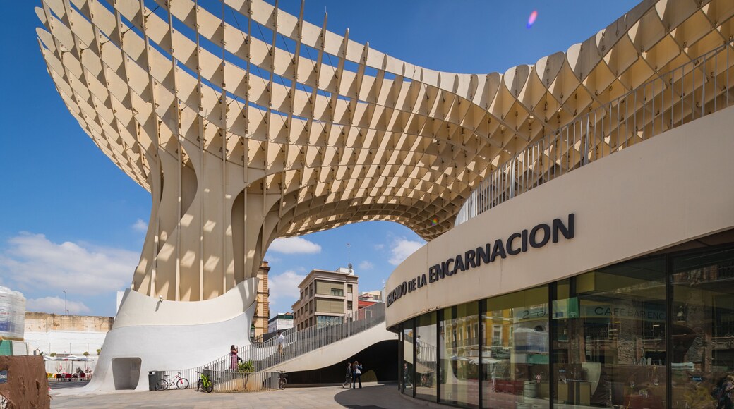 Metropol Parasol which includes modern architecture and outdoor art