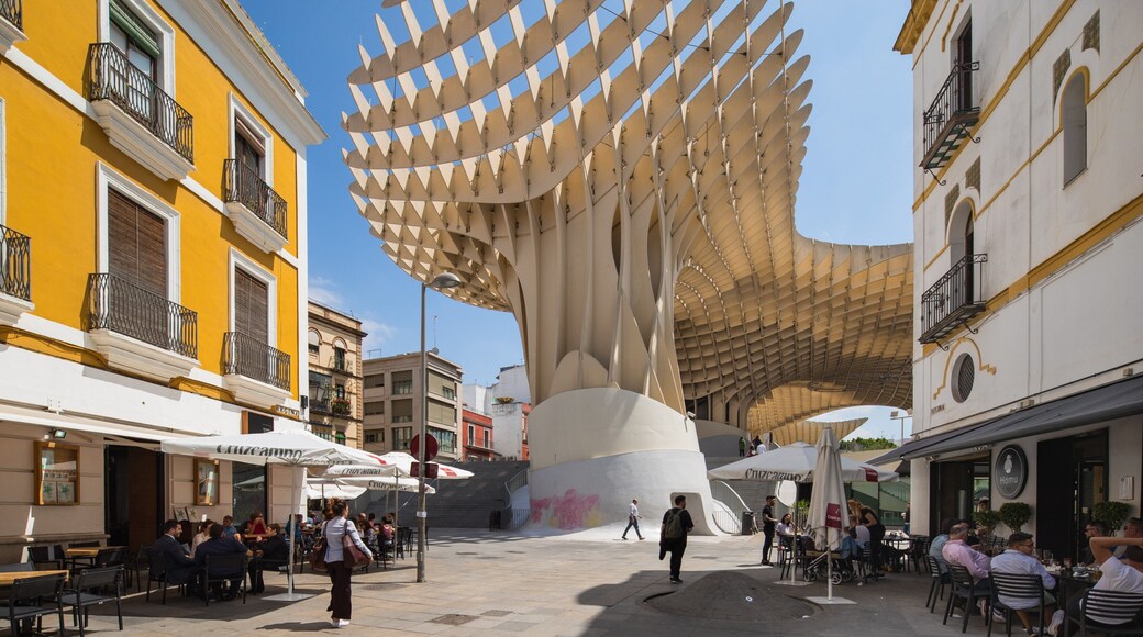 Metropol Parasol which includes modern architecture and outdoor art