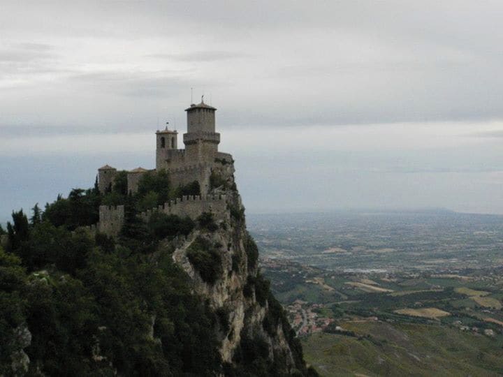 There are stunning views from #SanMarino. If only we were there on a clearer day!