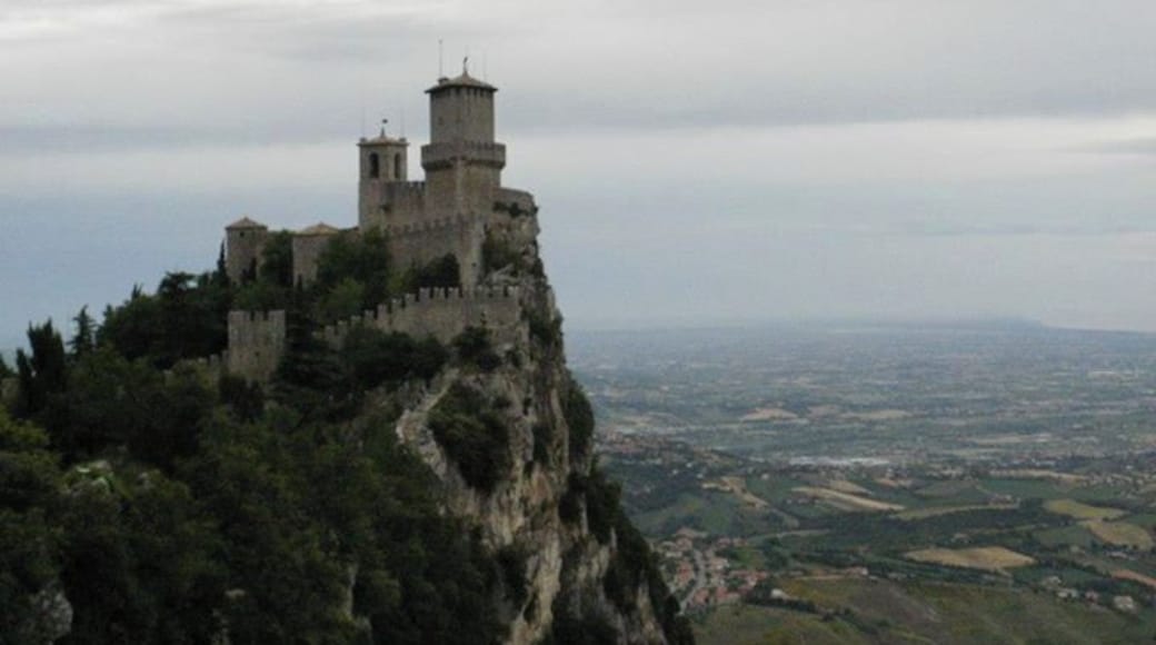 There are stunning views from #SanMarino. If only we were there on a clearer day!