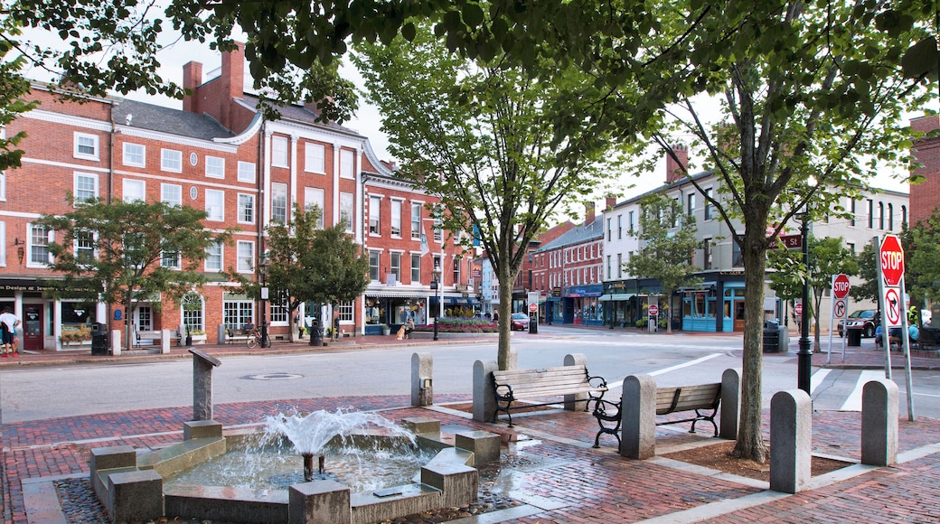 Portsmouth_MarketSquare_6333271_4