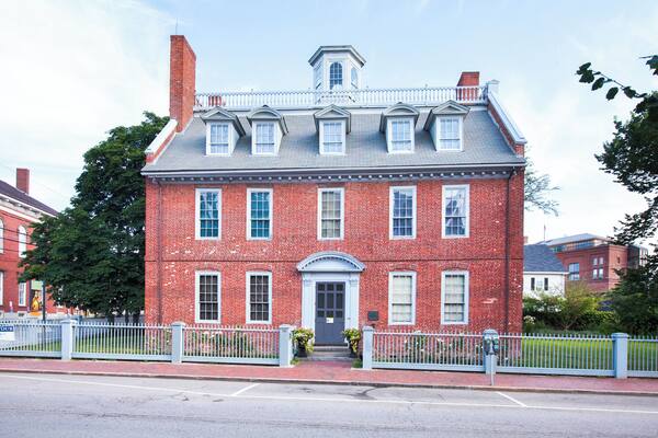 Portsmouth_WarnerHouse_6333284_02