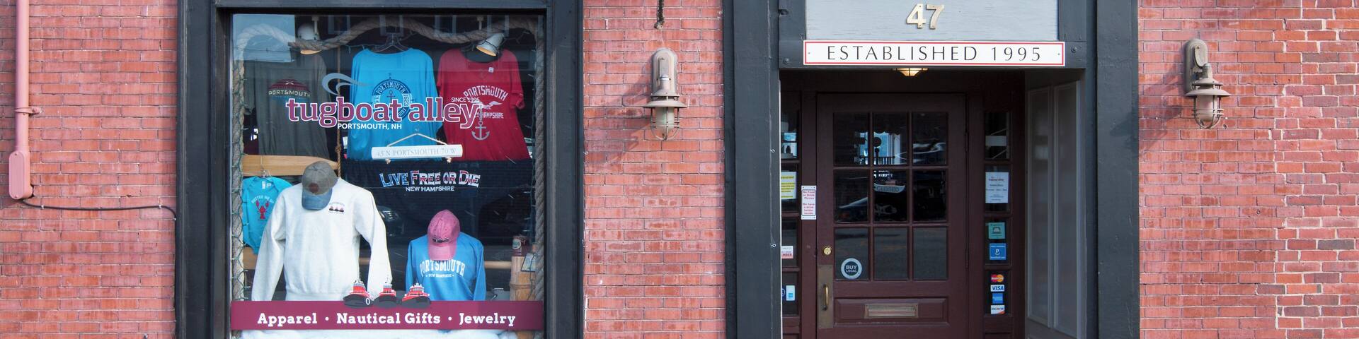 Portsmouth_TugboatAlley_6333290_03