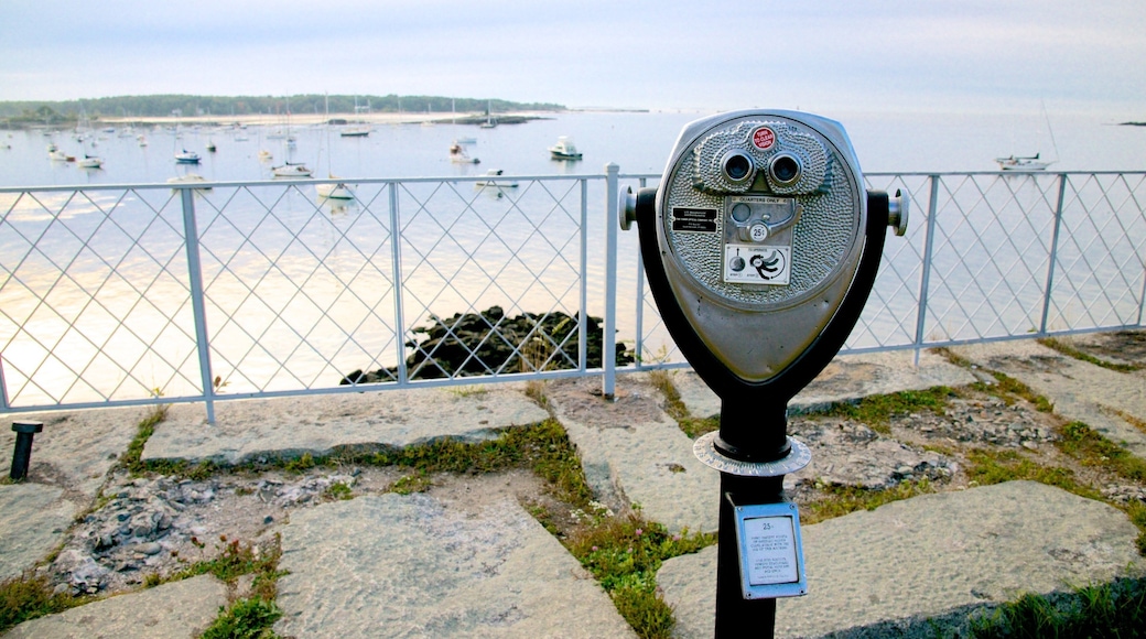 Fort McClary State Park bevat vergezichten en algemene kustgezichten