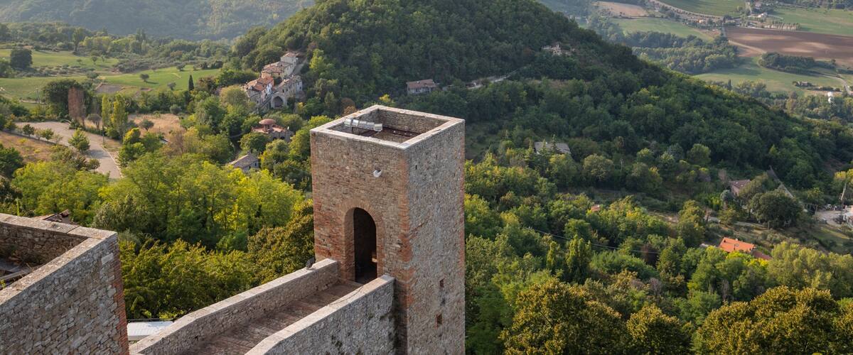 Montefiore Conca which includes landscape views, heritage elements and tranquil scenes