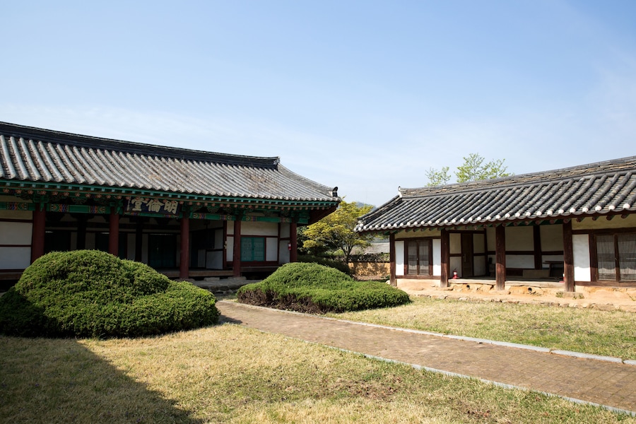 Cheongdo hyanggyo is a school in Joseon Dynasty.