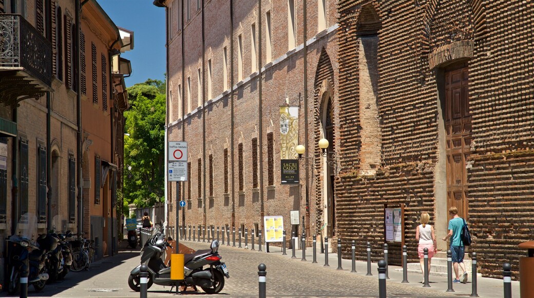 Museo della Città toont straten en ook een stel
