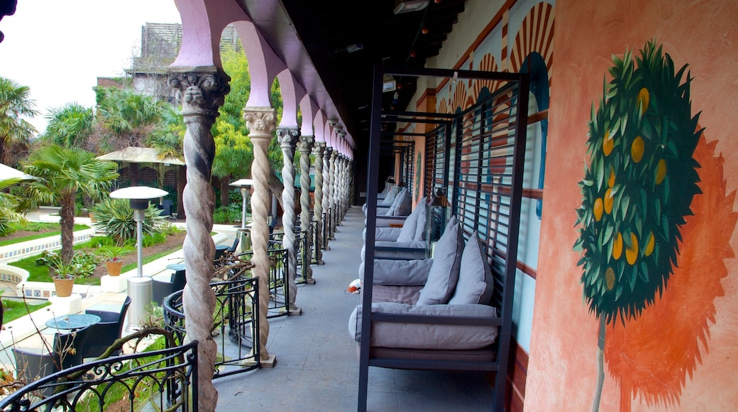 Kensington Roof Gardens fasiliteter samt luksushotell eller resort