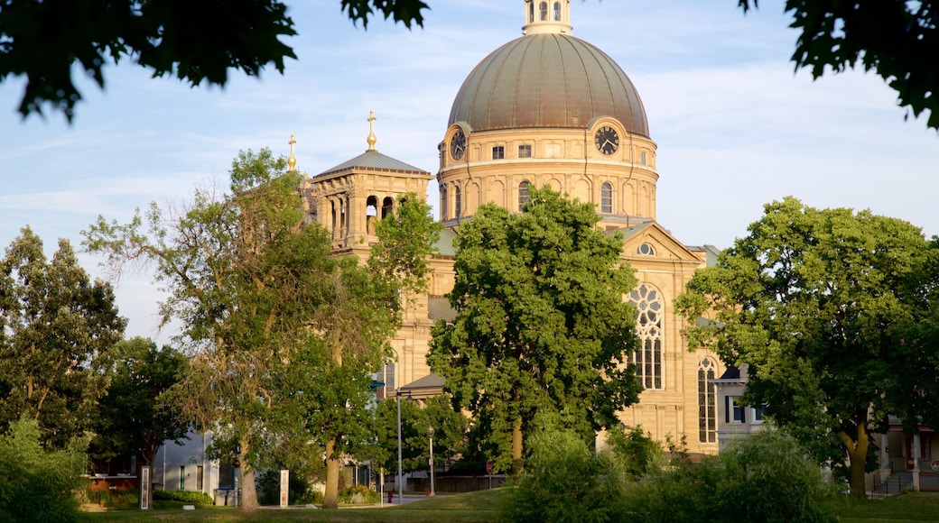 Basilica of Saint Josaphat which includes heritage architecture