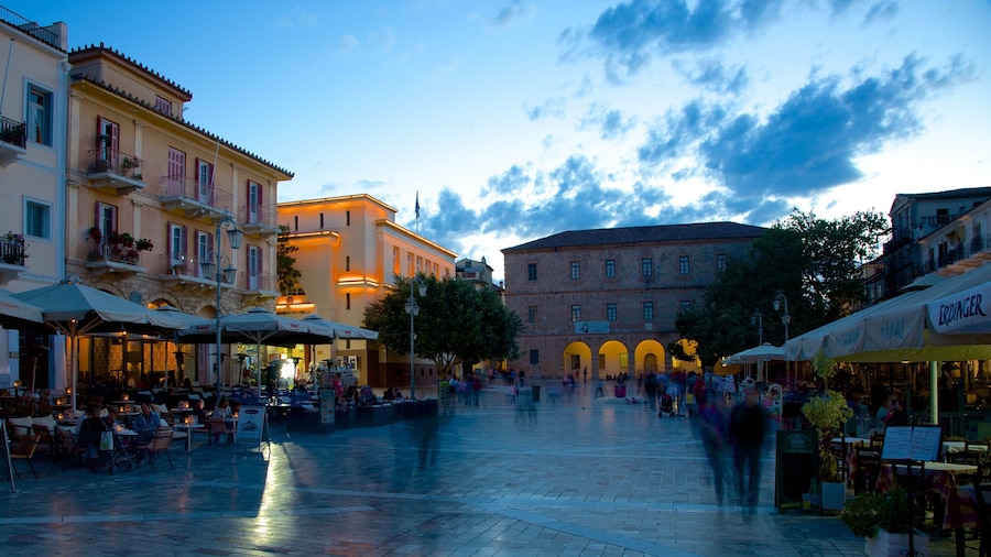 Nauplio Archaeological Museum showing street scenes