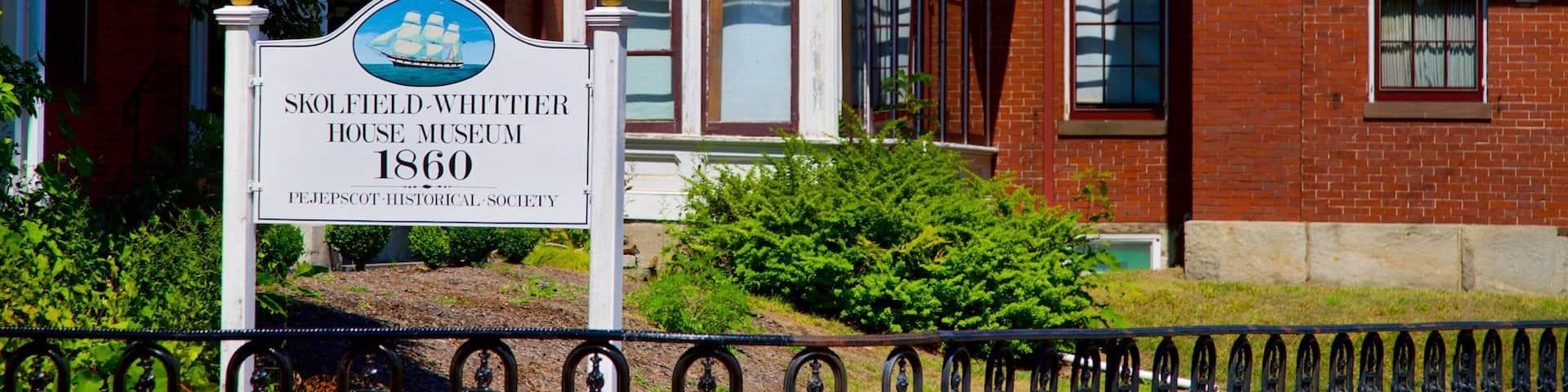 Pejepscot Museum showing signage