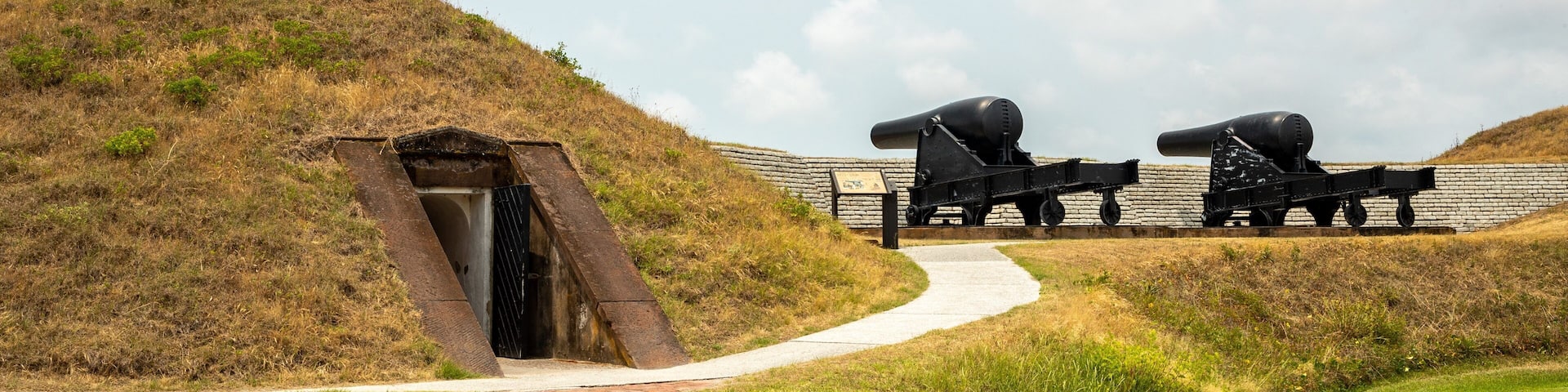 Fort Moultrie showing heritage elements and military items