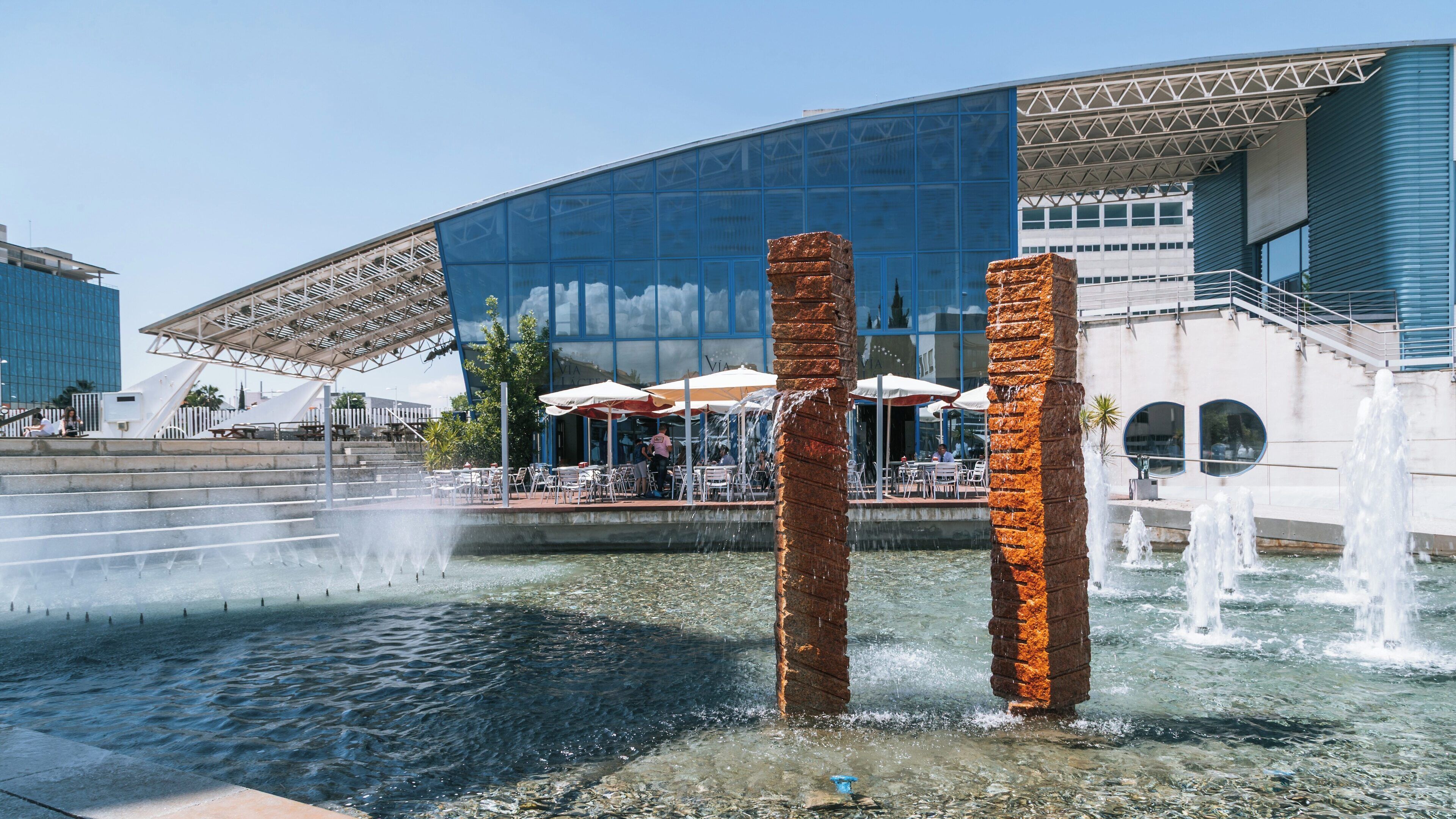Visit extraordinary Science Park in Distrito Ronda, Granada, Andalusia, Spain, featuring modern architecture and lively water features