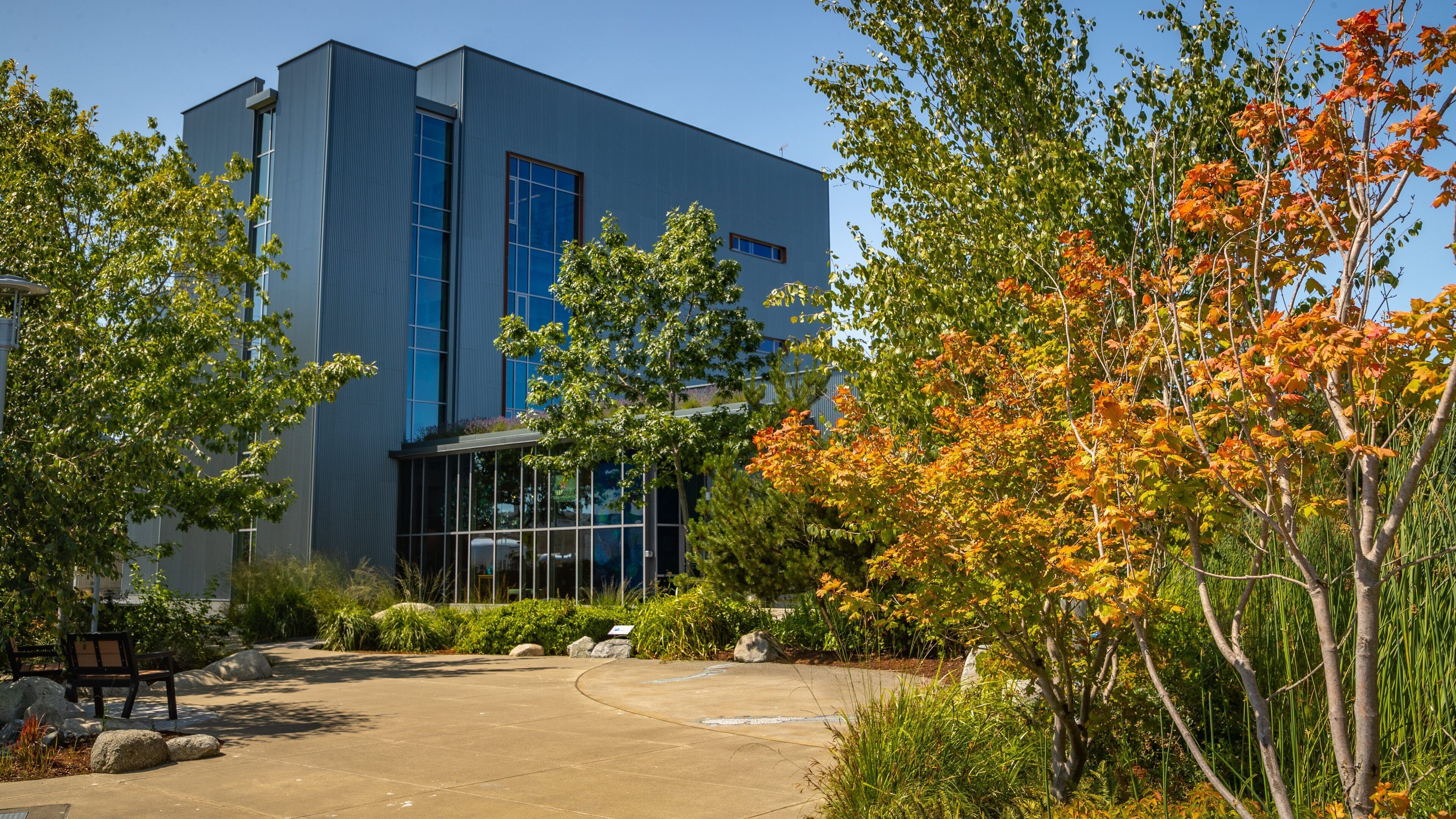 WET Science Center featuring a park
