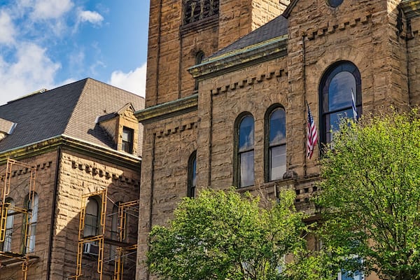 The McDowell County Courthouse in Welch, West Virginia. Detectives from the Baldwin-Felts agency assassinated Matewan Police Chief Sid Hatfield on the courthouse steps.