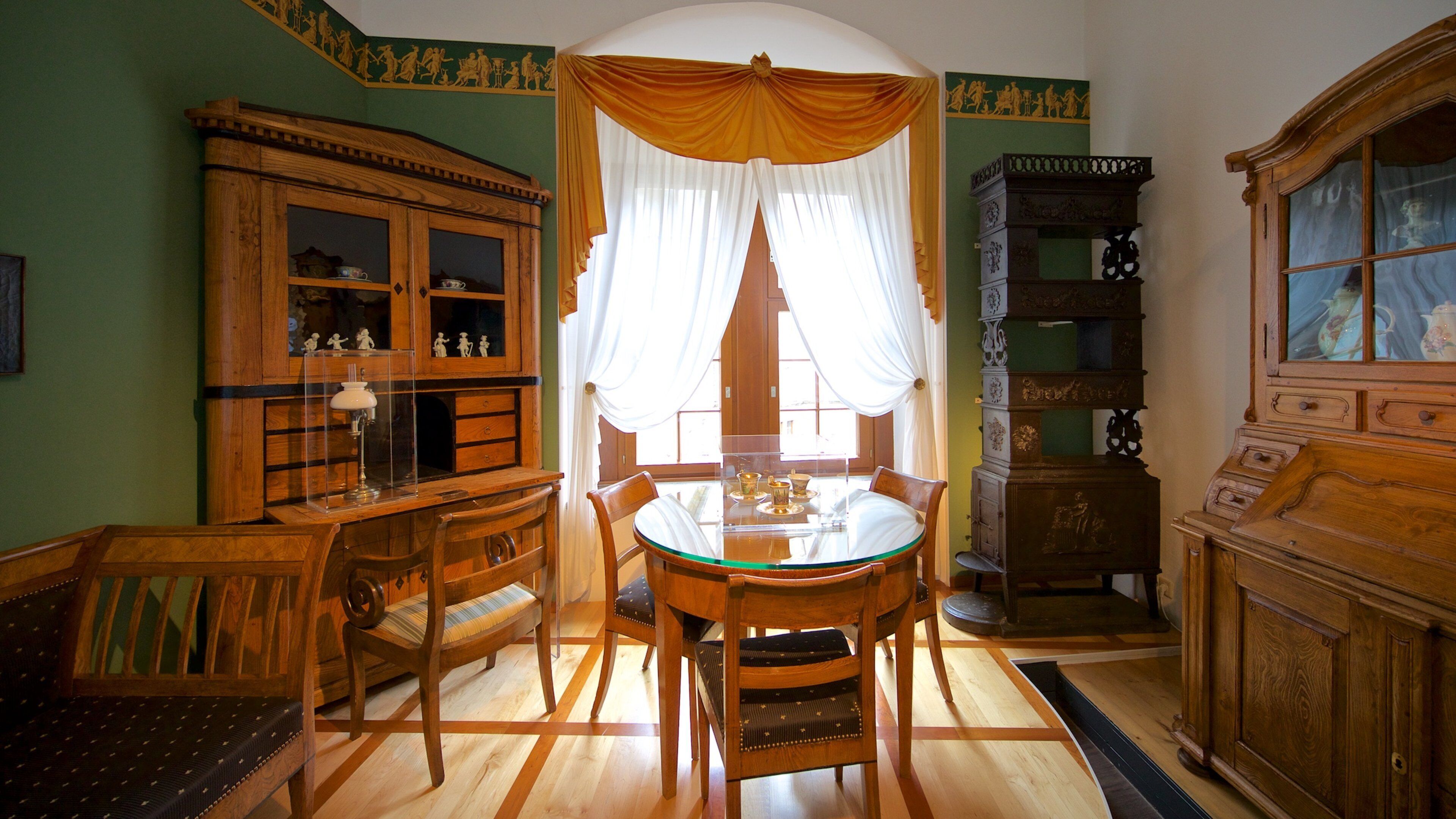 Kreismuseum Wewelsburg fasiliteter samt kulturarv, hus og innendørs