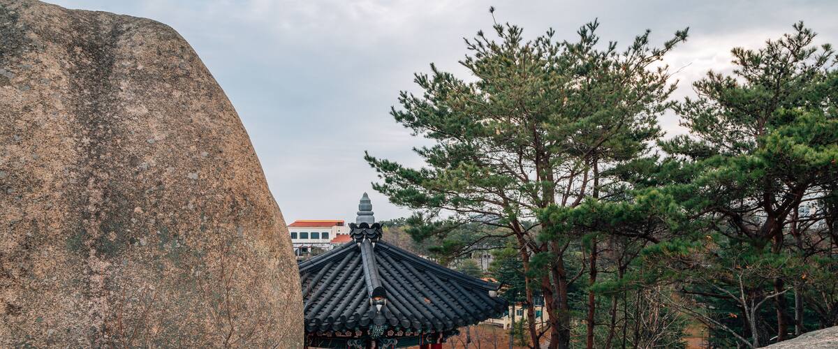 Yeongnangjeong Korean traditional pavilion on Yeongnangho Lake Beombawi Rock in Sokcho, Korea