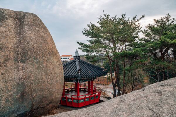 Yeongnangjeong Korean traditional pavilion on Yeongnangho Lake Beombawi Rock in Sokcho, Korea