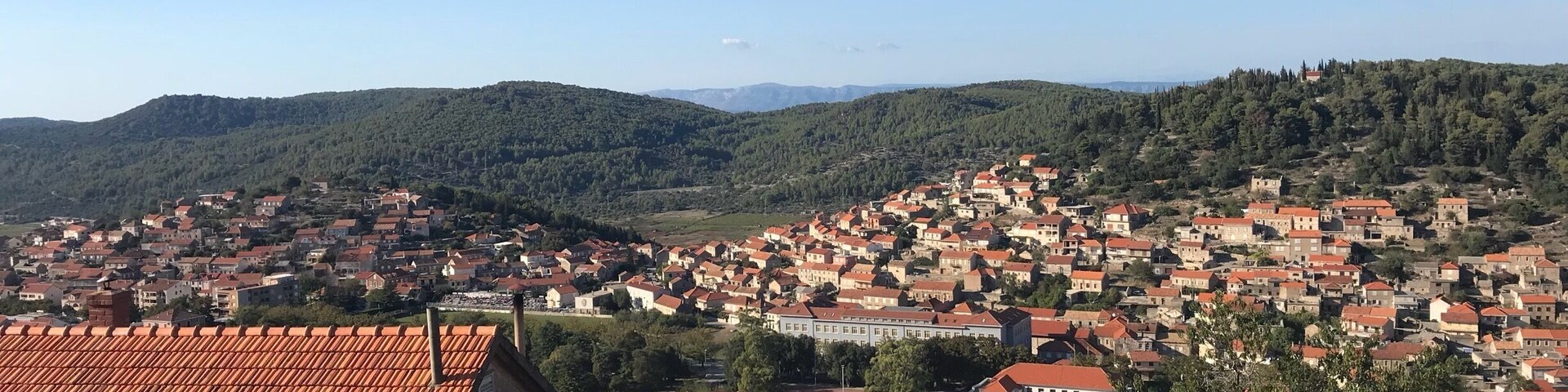A hidden place looked very privat and closed but the chapel was open
If you take the steps on the left side to the balcony, you’ll have a wonderful view from above