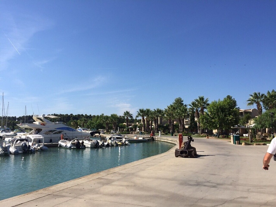 Fantastic place for holiday...