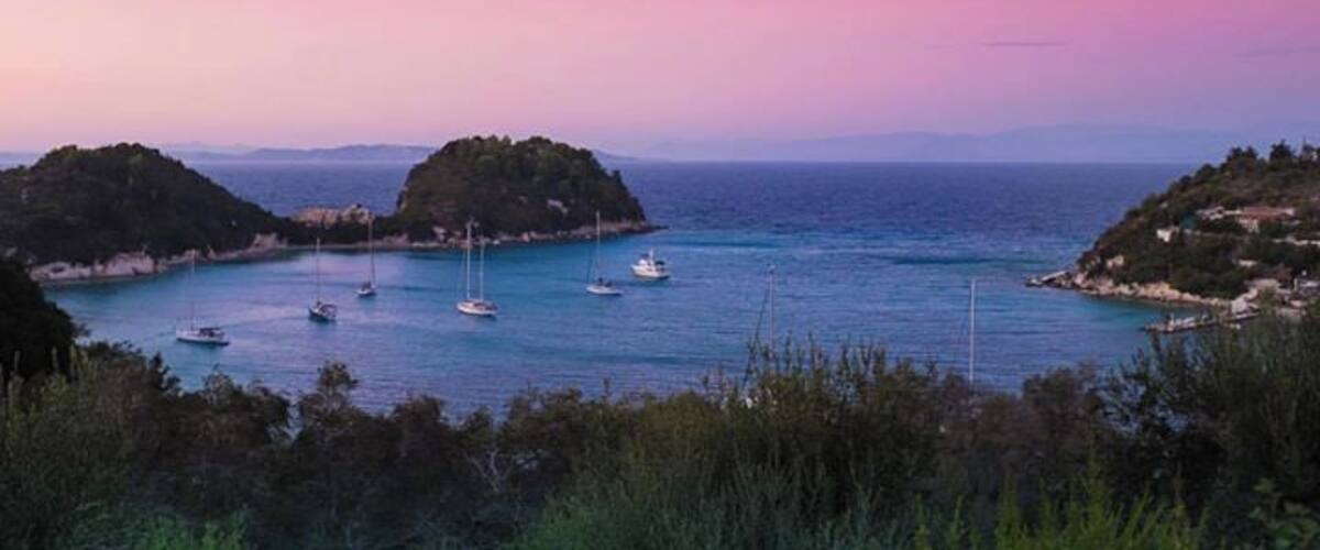 Purple skies over Paxos 💜
Getting back to reality and reviewing some of the special moments from our trip around Europe. Greece stands out as a place to return to a thousand times and never have the same experience.
Until next time
