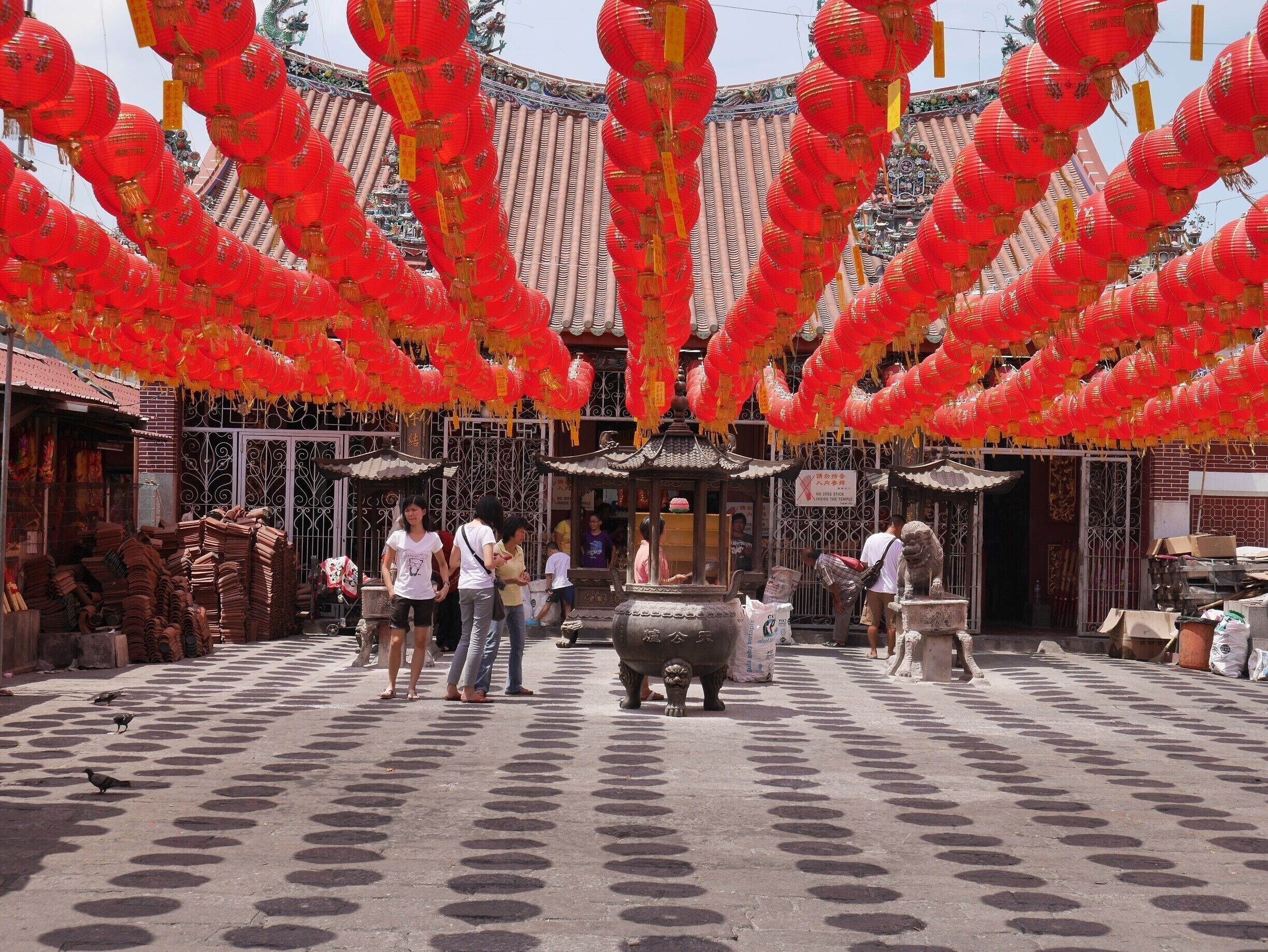 Today 18 February 2015 is Chinese New Year's eve. All the streets in #penang are decorated with red lanterns which will be lit up at night.

#georgetown #malaysia #chinesenewyear
