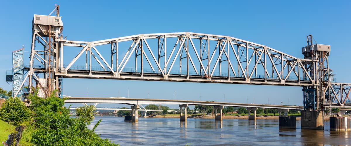 Junction Bridge over Arkansas River in Little Rock, Arkansas, USA. Historic railroad bridge, converted to a pedestrian and bicycle bridge in downtown Little Rock.