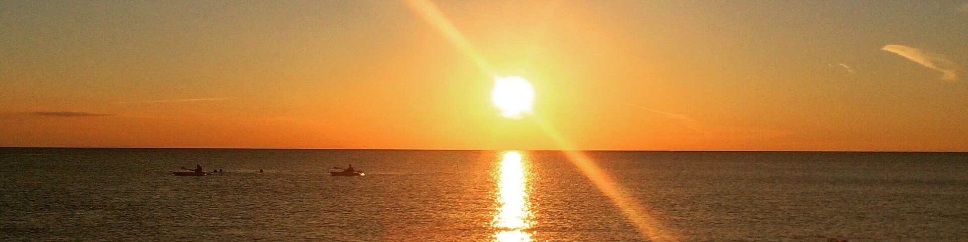 Sun sets on a great day at Sauble Beach... #weekendgetaway #beachbound