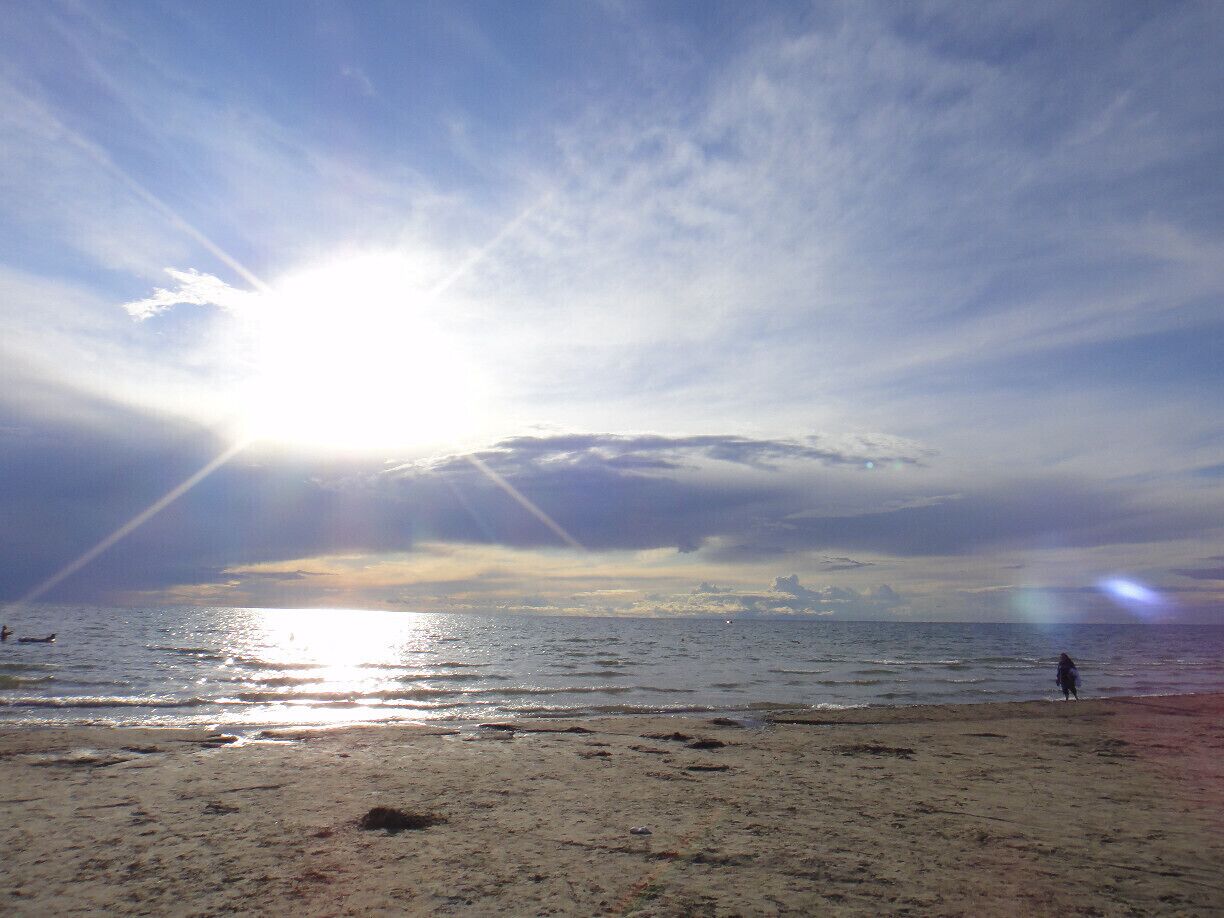 <h2>Top places to stay near the water</h2>