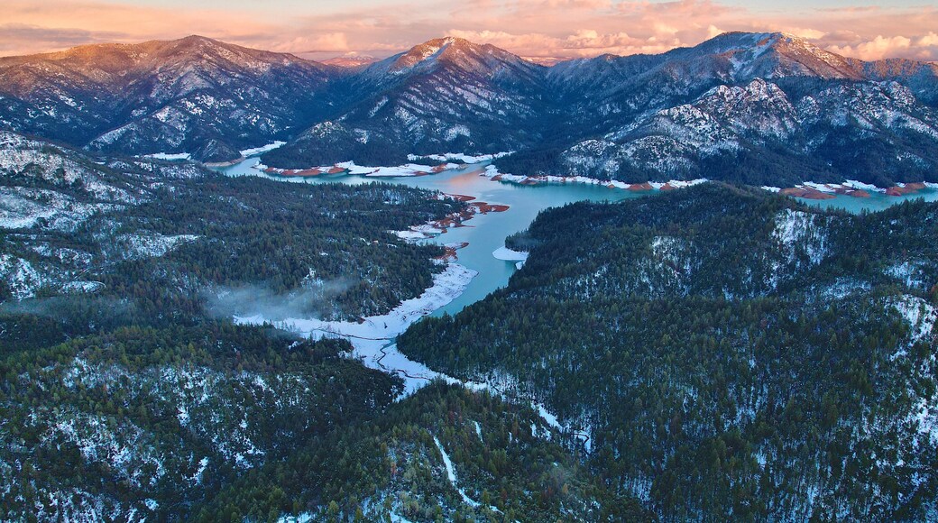 moon full moon shasta lake mccloud arm hirz bay sunset purple mountains shasta national forest snow winter blue green red