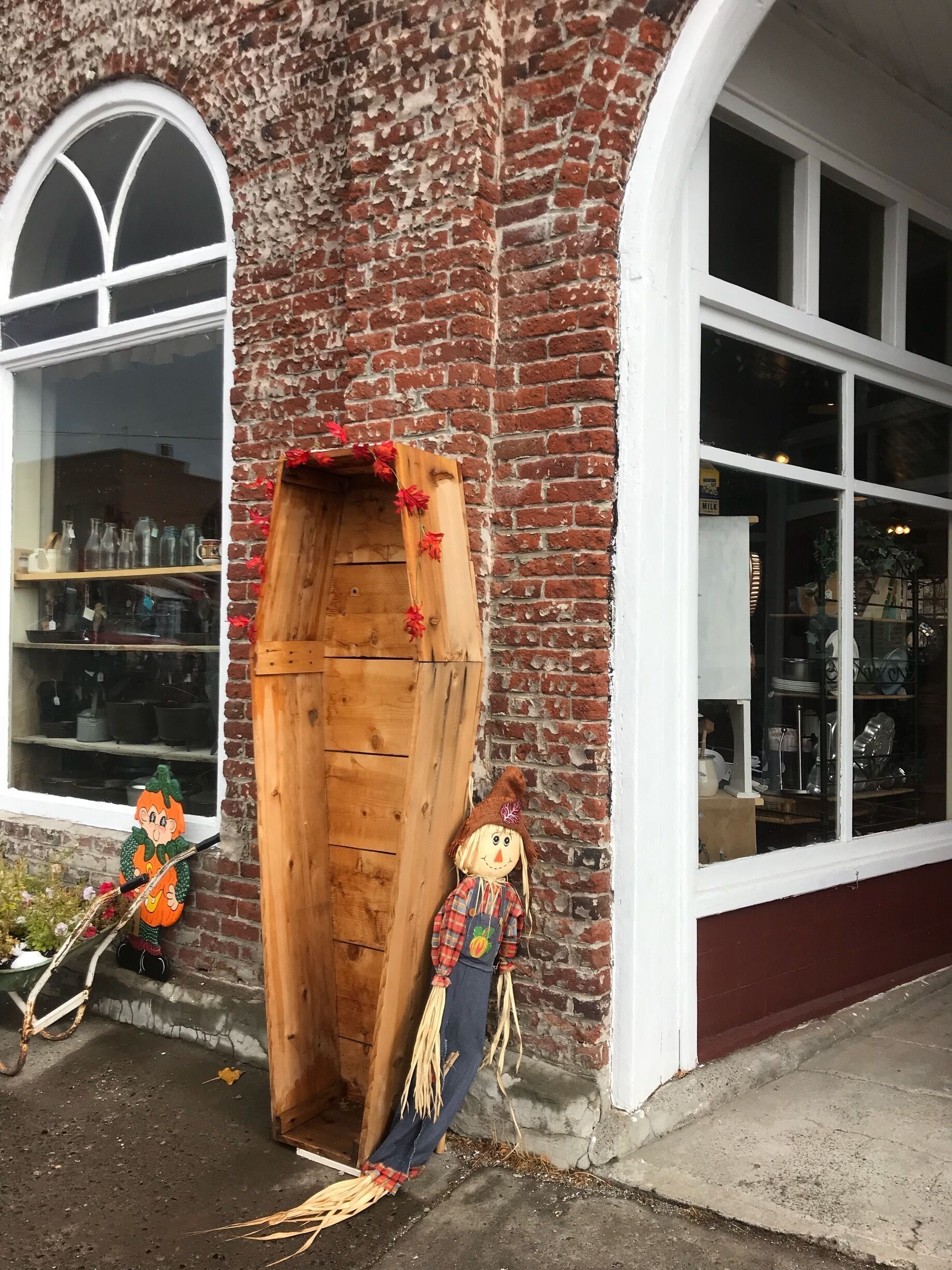 Yes, they actually sell coffins and they are very cool...hand crafted coffins in wood in the traditional Old West style 